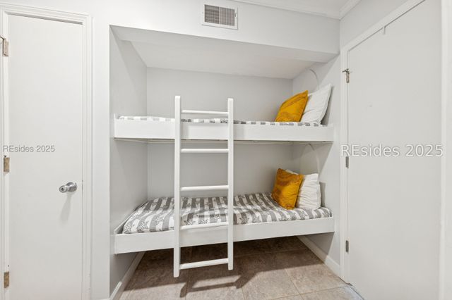 40 Folly Field Rd Apt C350, Hilton Head Island, SC 29928