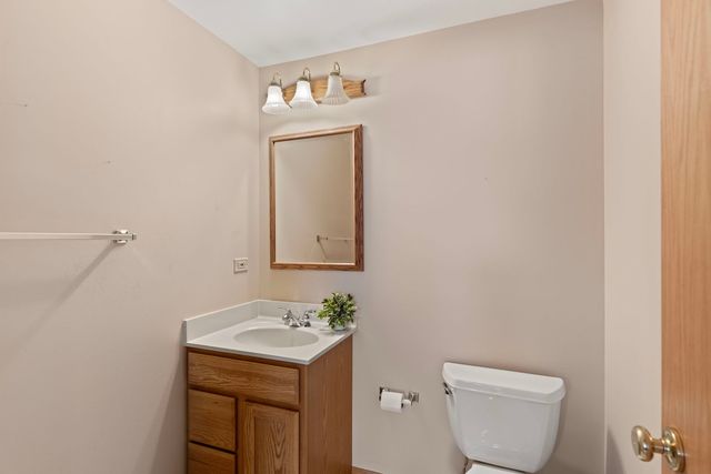 8207 Squirrel Drive, Spring Grove, IL 60081