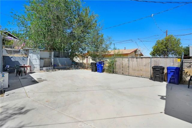 15628 10th Street, Victorville, CA 92395