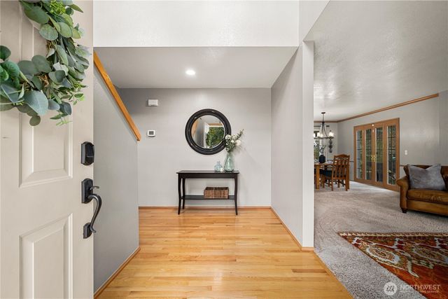 20055 SE 290th Place, Kent, WA 98042