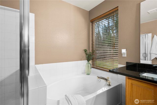 20055 SE 290th Place, Kent, WA 98042