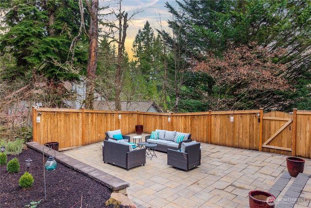 20055 SE 290th Place, Kent, WA 98042