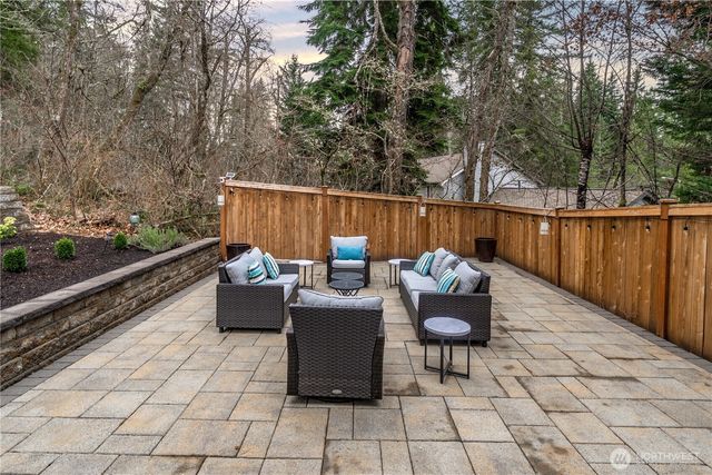 20055 SE 290th Place, Kent, WA 98042