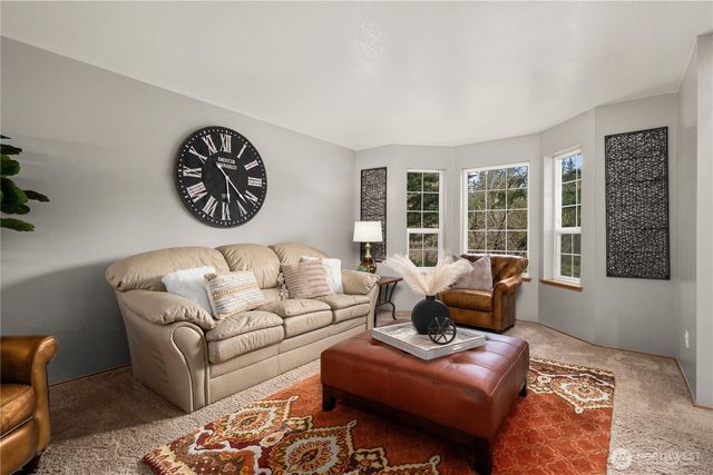 20055 SE 290th Place, Kent, WA 98042