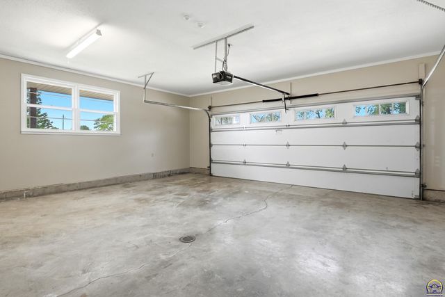 13130 S Topeka AVE, Carbondale, KS 66414