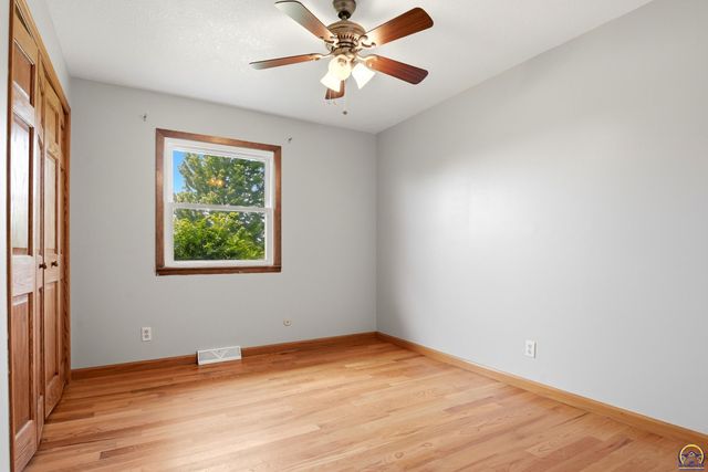 13130 S Topeka AVE, Carbondale, KS 66414