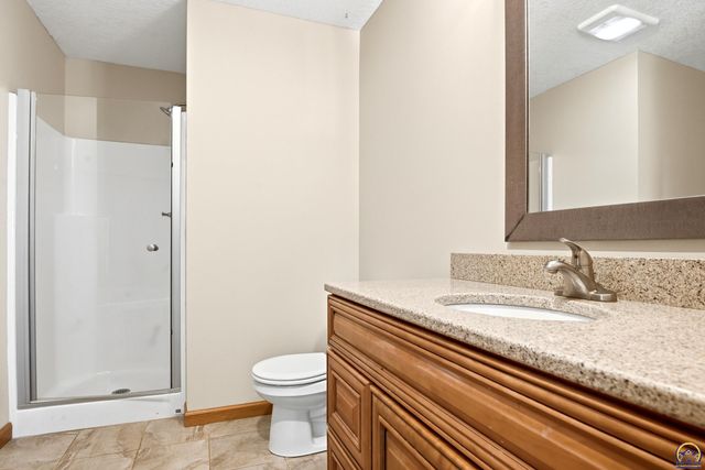 13130 S Topeka AVE, Carbondale, KS 66414