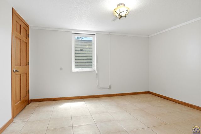 13130 S Topeka AVE, Carbondale, KS 66414