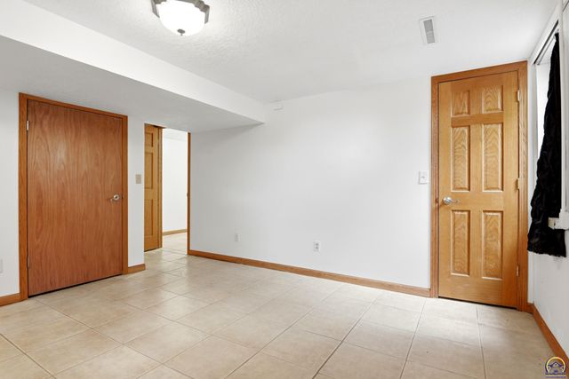 13130 S Topeka AVE, Carbondale, KS 66414