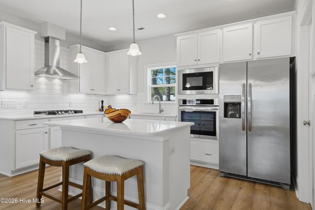 2498 Lake Ridge Drive, Southport, NC 28461