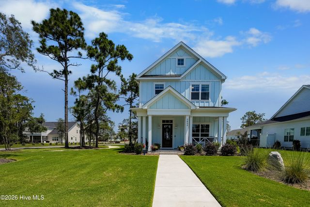2498 Lake Ridge Drive, Southport, NC 28461