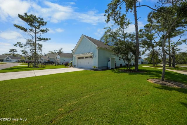 2498 Lake Ridge Drive, Southport, NC 28461