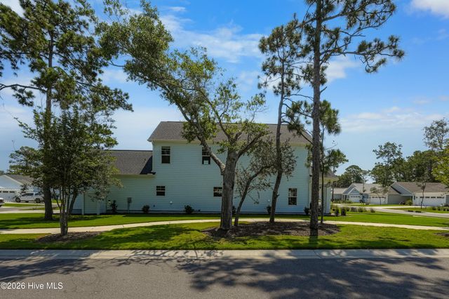 2498 Lake Ridge Drive, Southport, NC 28461