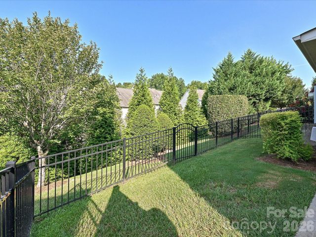2624 Katy Flyer Avenue, Charlotte, NC 28210