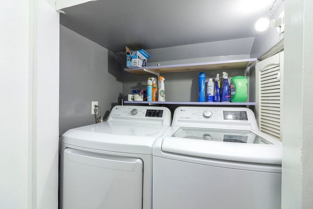 21 Fernwood Drive 21U, Bolingbrook, IL 60440