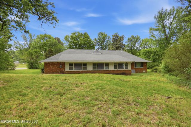 126 Colonial Drive, Hernando, MS 38632