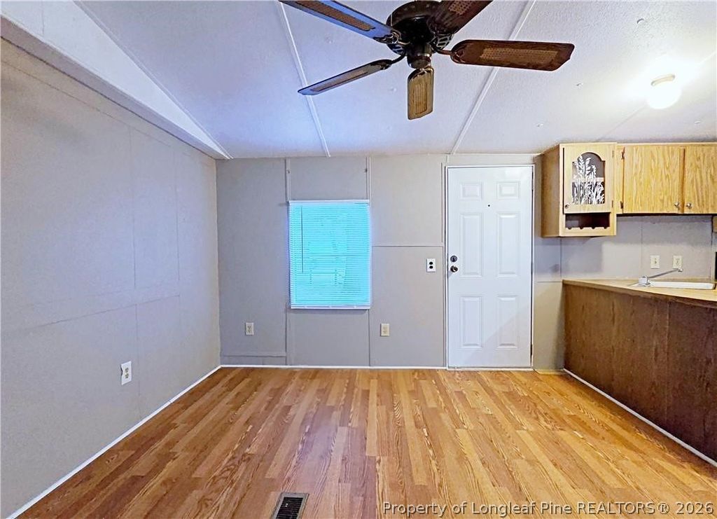 1581 Rim Road, Fayetteville, NC 28314 — photo 2