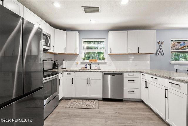 3959 DOCTORS LAKE Drive, Orange Park, FL 32065