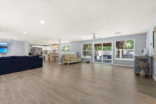 3959 DOCTORS LAKE Drive, Orange Park, FL 32065