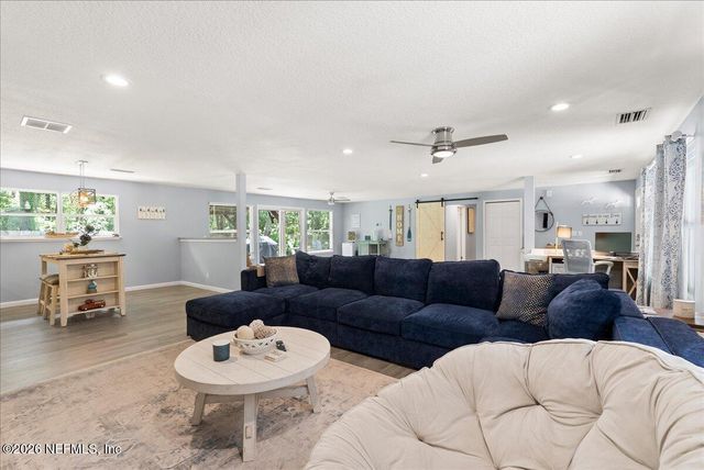 3959 DOCTORS LAKE Drive, Orange Park, FL 32065