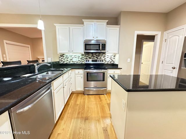 216 Beaver Dam Drive, Clinton, NC 28328