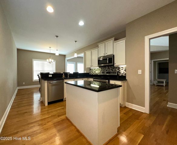 216 Beaver Dam Drive, Clinton, NC 28328