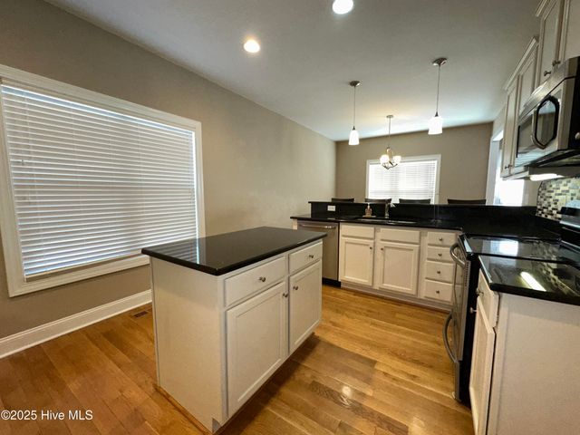 216 Beaver Dam Drive, Clinton, NC 28328