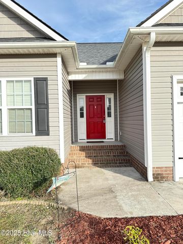 216 Beaver Dam Drive, Clinton, NC 28328