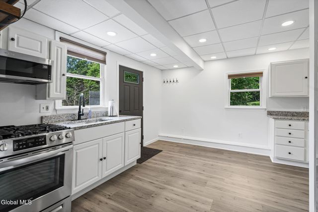 681 Delaware Avenue, Albany, NY 12209