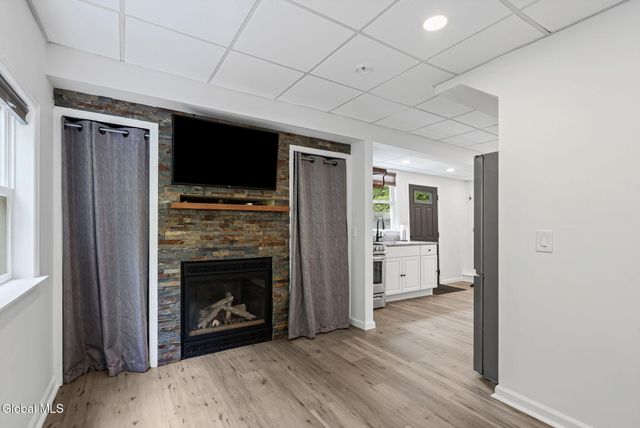681 Delaware Avenue, Albany, NY 12209