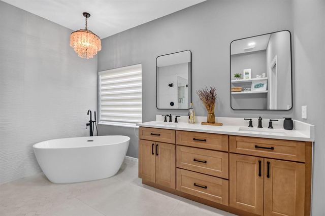 4085 BAHIA ISLE Circle, Wellington, FL 33449