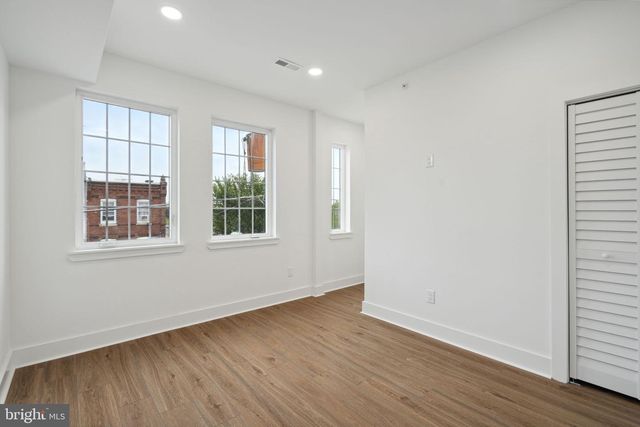 528 W BERKS ST, Philadelphia, PA 19122
