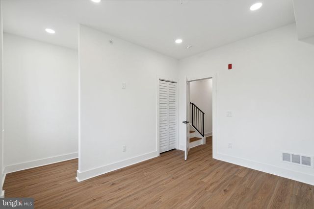 528 W BERKS ST, Philadelphia, PA 19122