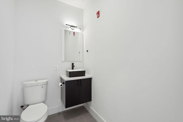528 W BERKS ST, Philadelphia, PA 19122