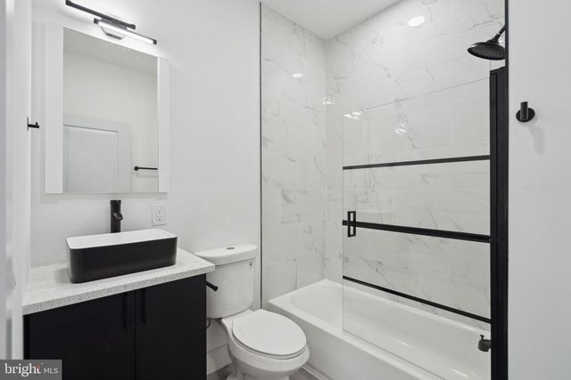 528 W BERKS ST, Philadelphia, PA 19122