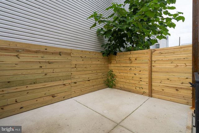 528 W BERKS ST, Philadelphia, PA 19122