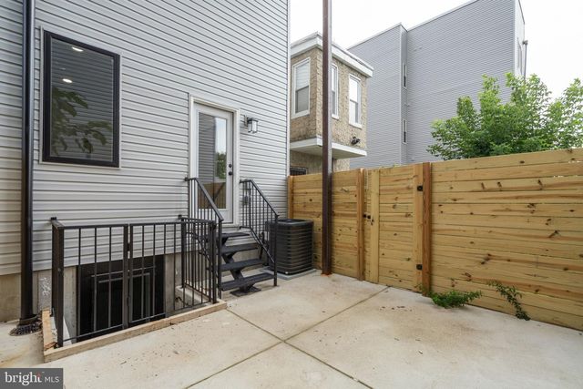 528 W BERKS ST, Philadelphia, PA 19122