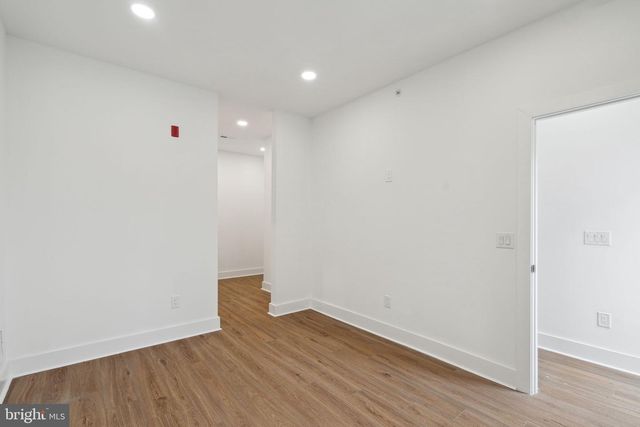 528 W BERKS ST, Philadelphia, PA 19122