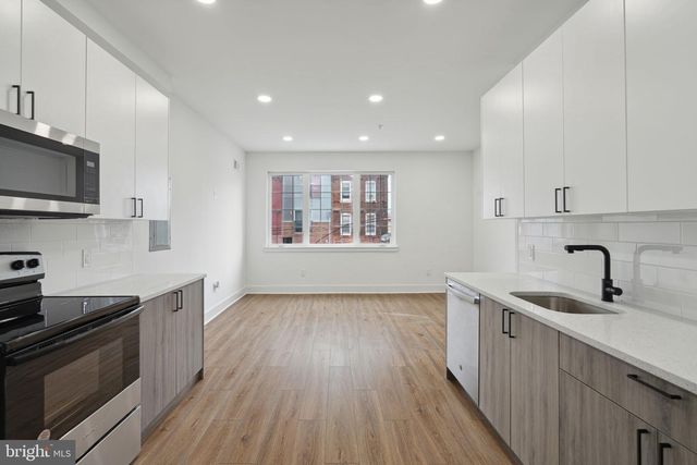 528 W BERKS ST, Philadelphia, PA 19122