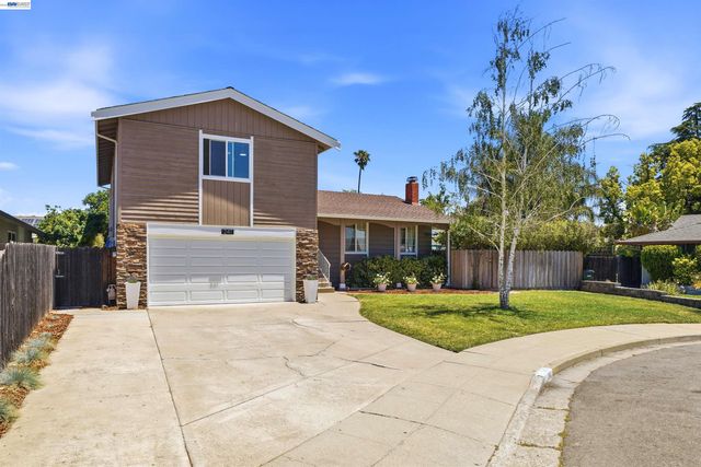 241 Garnet Drive, Livermore, CA 94550