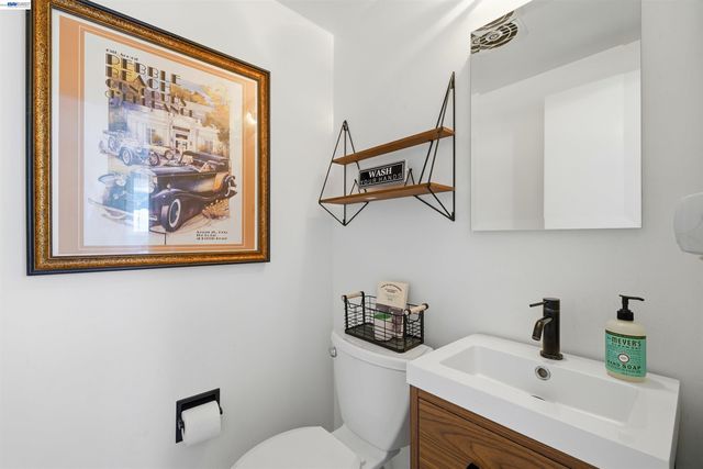241 Garnet Drive, Livermore, CA 94550