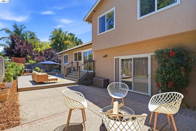 241 Garnet Drive, Livermore, CA 94550