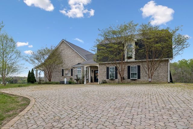 3631 Louisville Rd, Louisville, TN 37777