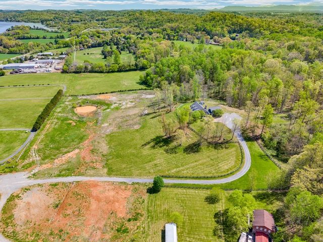 3631 Louisville Rd, Louisville, TN 37777