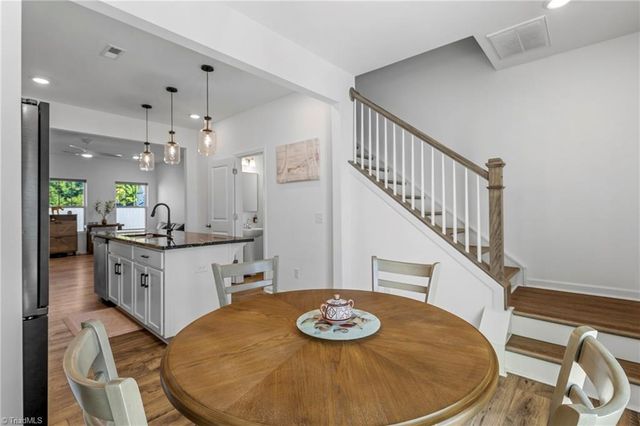 1908 Ardmore Commons Drive, Winston-salem, NC 27103