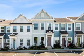 1908 Ardmore Commons Drive, Winston-salem, NC 27103