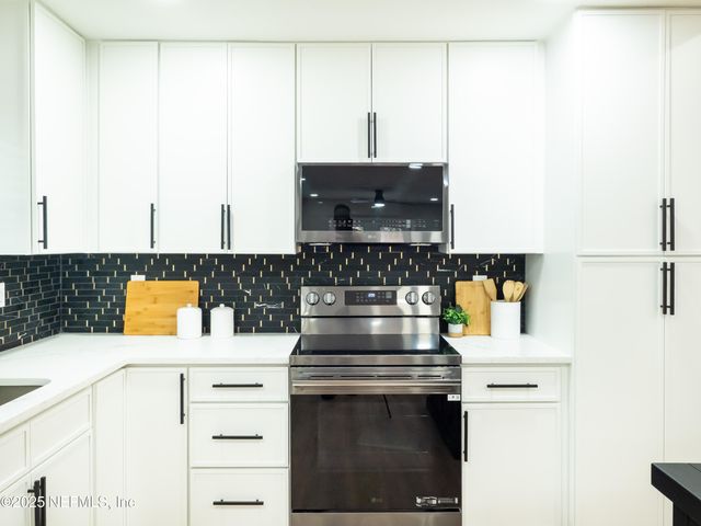 4824 MAXWOOD Road, Jacksonville, FL 32257