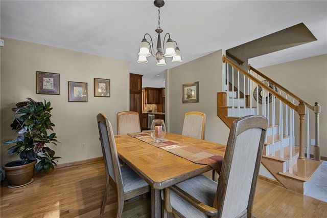 5 Lauretta Lane, Lincoln, RI 02865