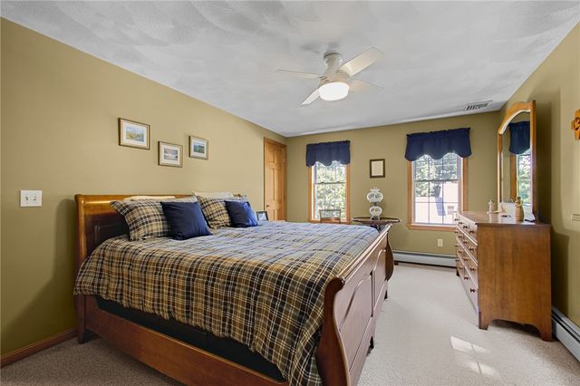 5 Lauretta Lane, Lincoln, RI 02865