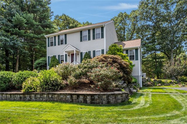 5 Lauretta Lane, Lincoln, RI 02865